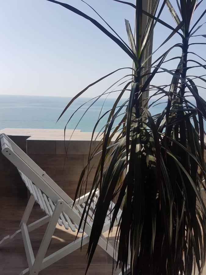 Apartment Magnolia Batumi Exterior foto
